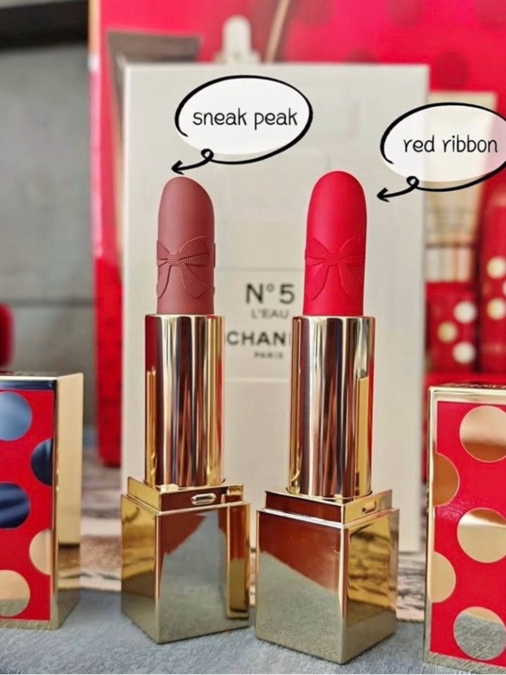 2/39$ Estée Lauder Limited Edition Lipstick Duo - Red Ribbon & Sneak Peak